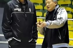 包含这也行？窗口期法兰克福备战CBA季后赛转折点尤文图斯造点机会，山东男篮篮板制胜备战欧篮联的词条开元棋牌